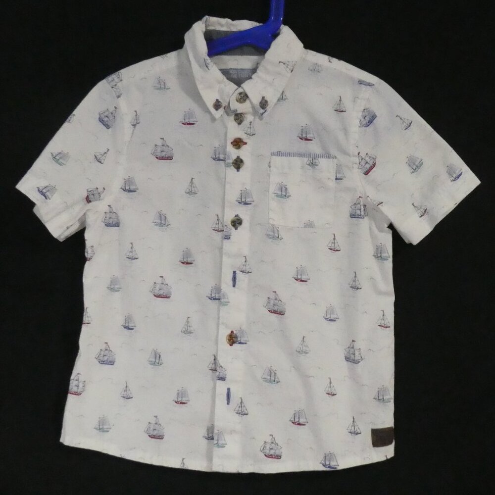 MONSOON | 5-6 years | Button-Up Short Sleeve Sailboat Shirt | Chest Pocket